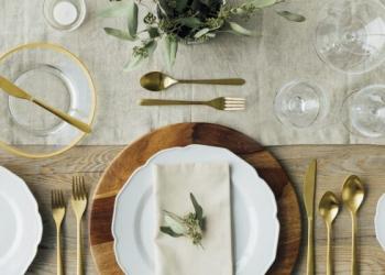 How to set a table properly: casual and formal meals